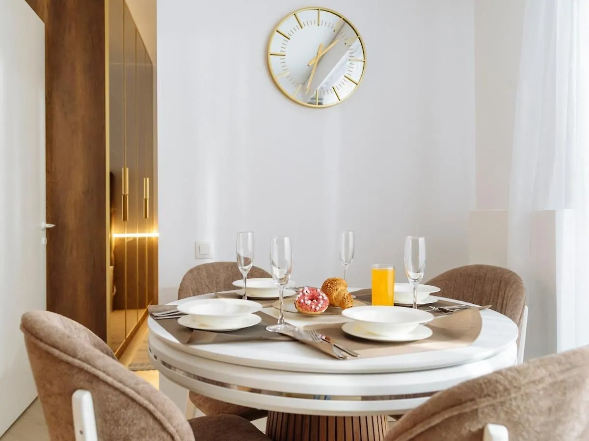 The Elegant Nest Apartment Voluntari 0*,  Romania