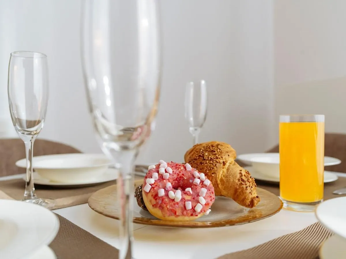 The Elegant Nest Apartment Voluntari