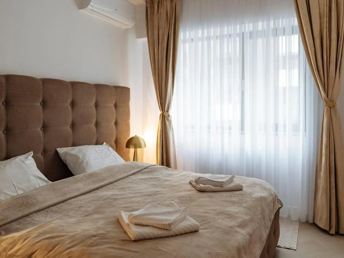 The Elegant Nest Apartment Voluntari Romania